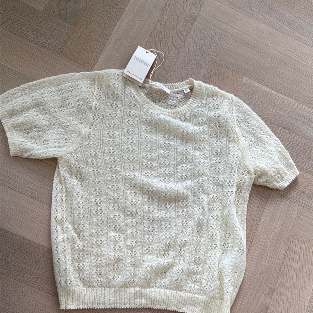 DOEN Butter Yellow Monica Sweater Size M NWT